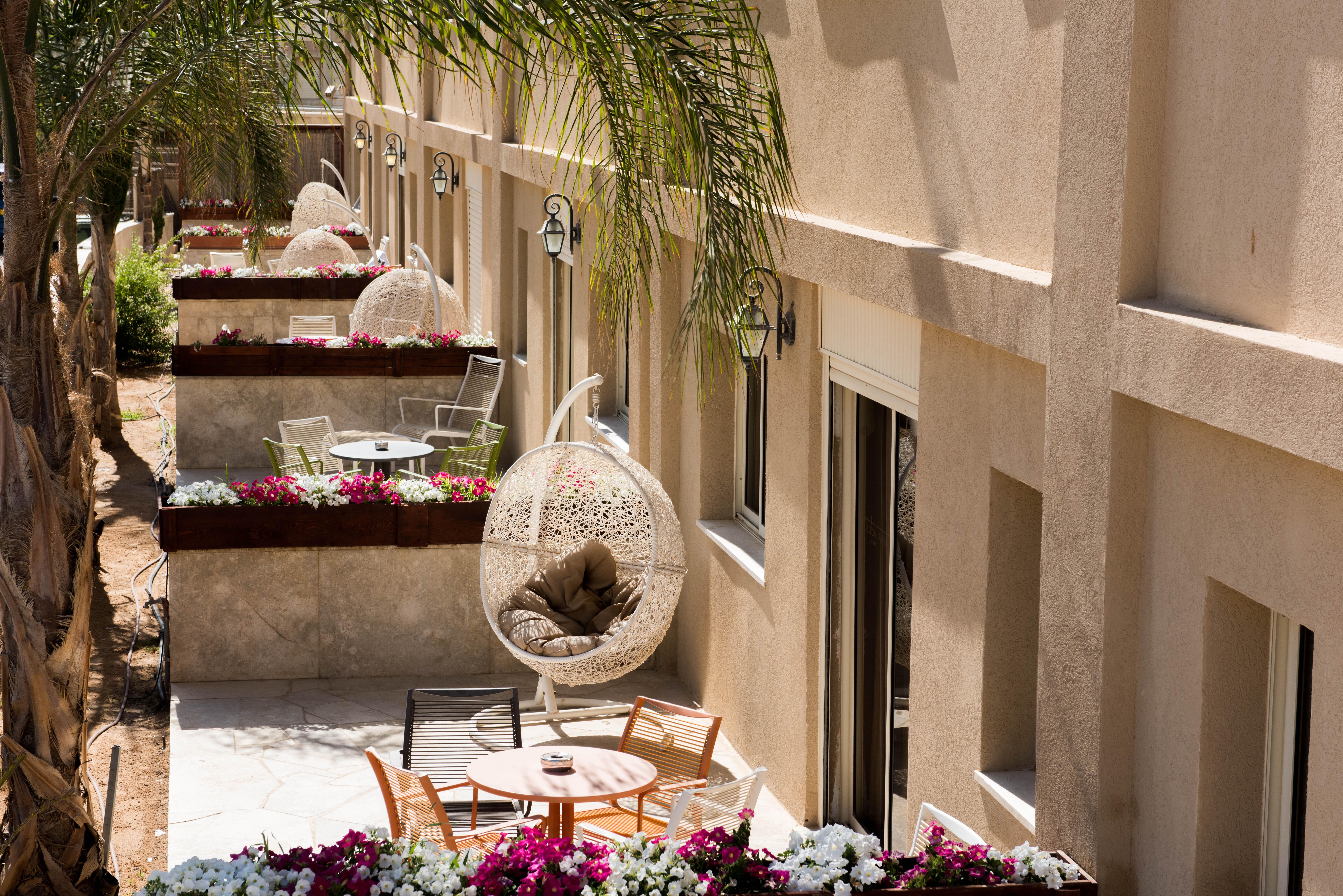 Ramon Suites By Smart Hotels Mitzpe Ramon Exterior photo
